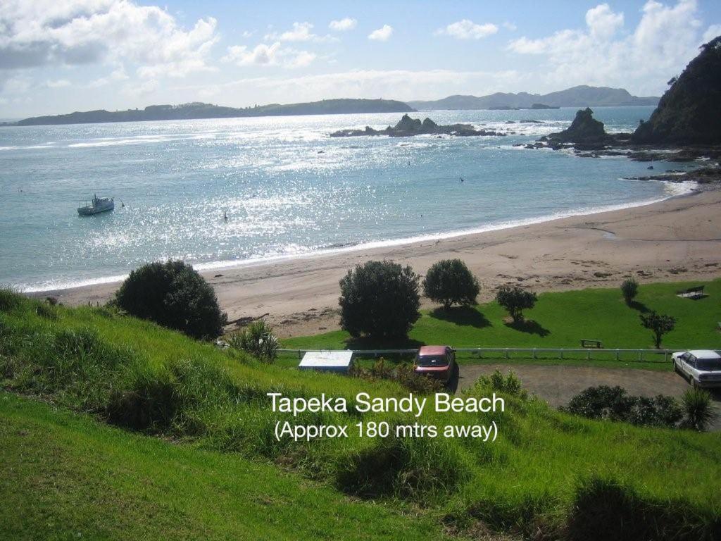 The Pacific Room, Tapeka Point ラッセル エクステリア 写真